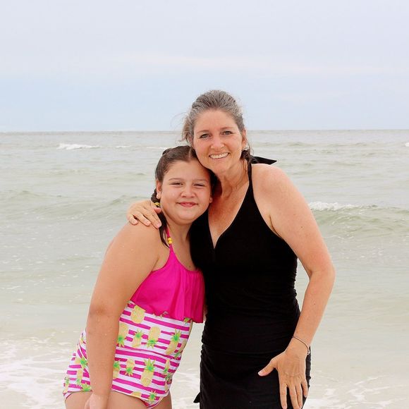 Meet your Posher, Amy - Picture 1 of 1